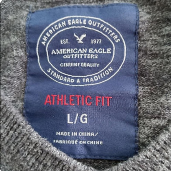 American Eagle Dark Gray Sweater - Picture 3 of 4